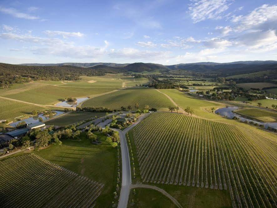 Valley Farm Vineyard Cottages Healesville Exterior photo